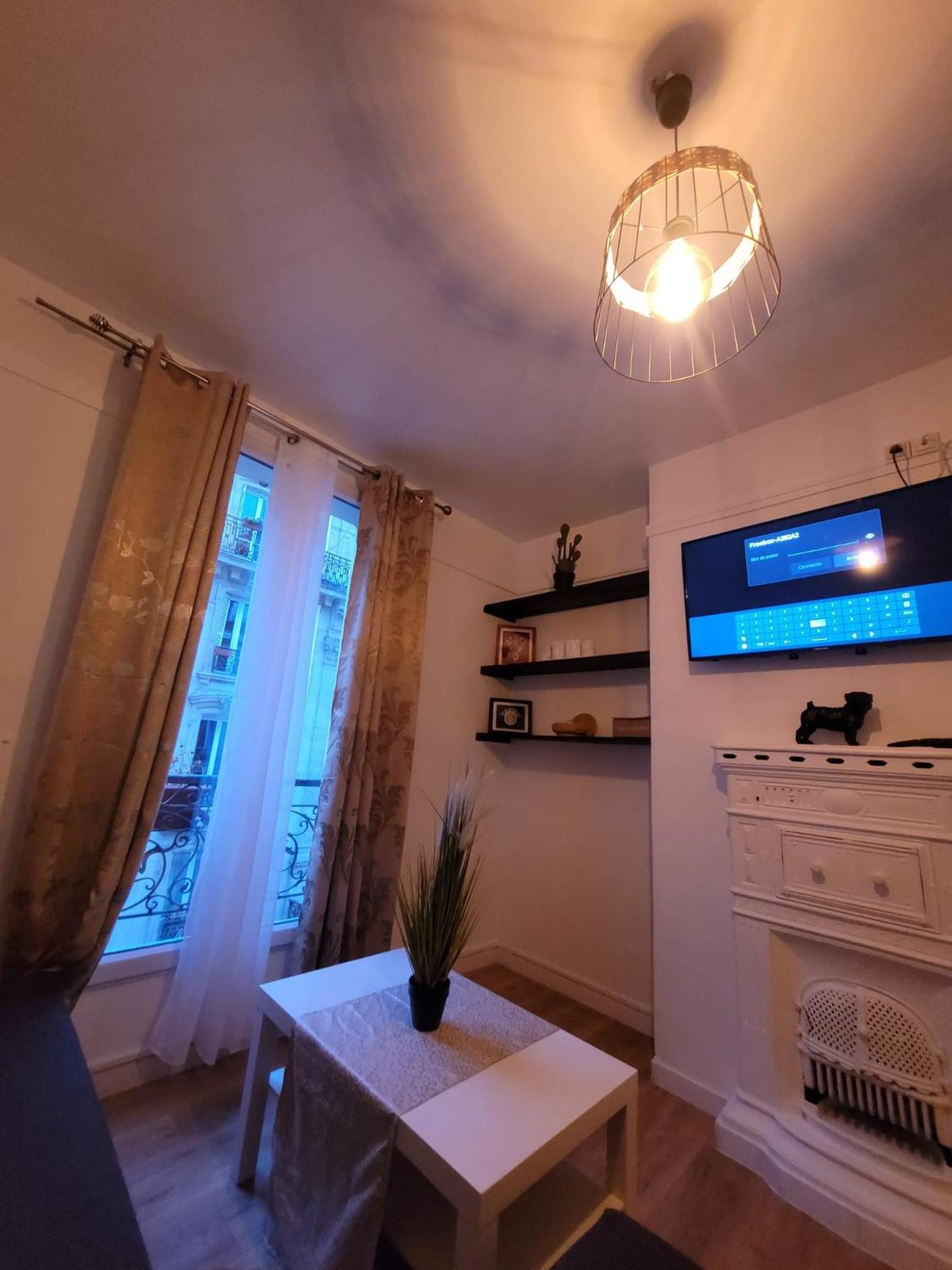 Charmant Appartement Pres De Montmartre 2 Париж Екстериор снимка