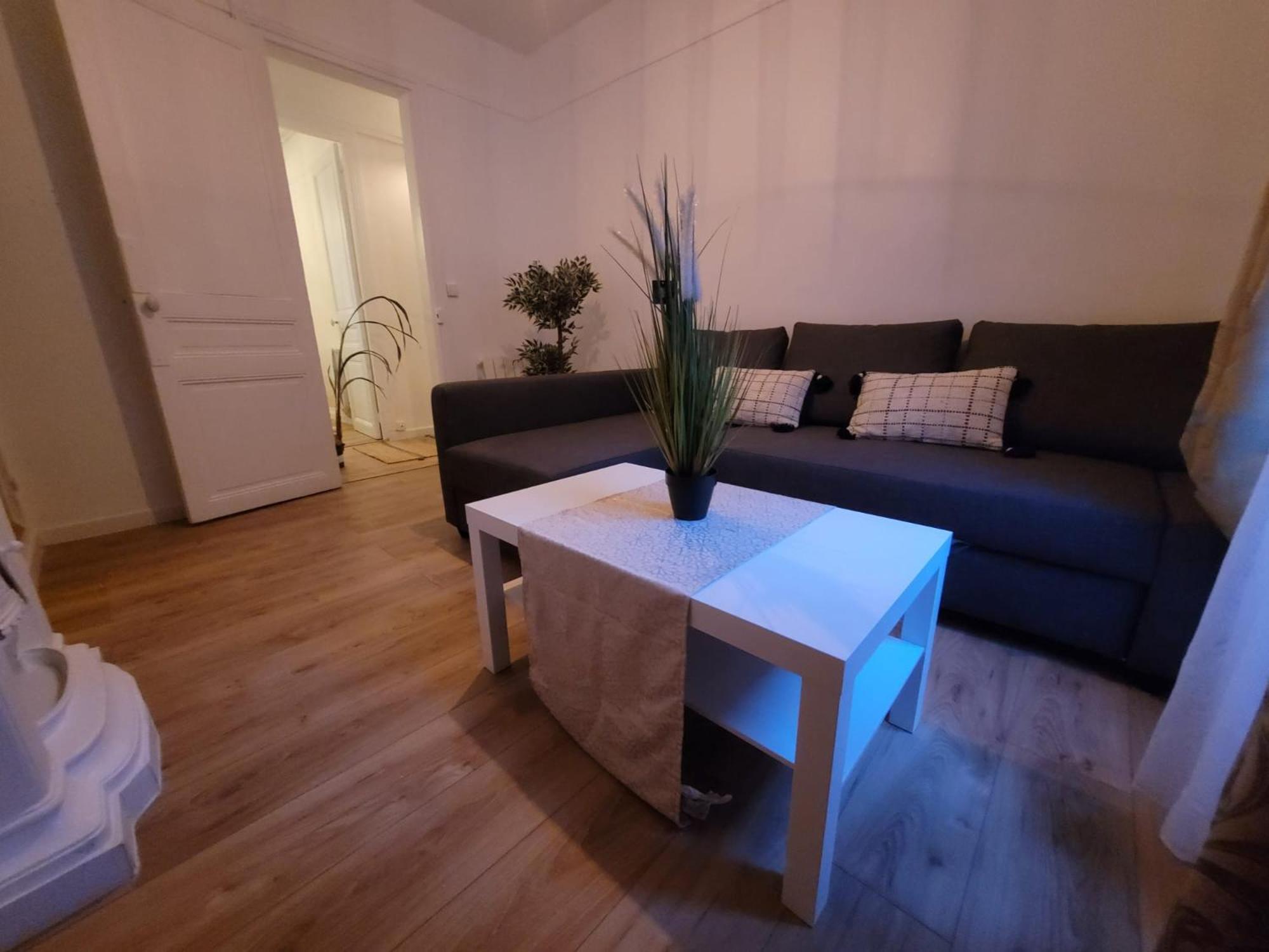 Charmant Appartement Pres De Montmartre 2 Париж Екстериор снимка